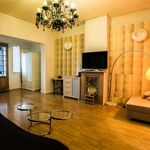 Rent a room of 65 m² in Schaerbeek