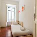 Rent 3 bedroom apartment of 120 m² in Lisbon