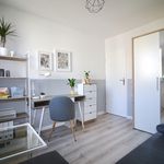 Wynajmij 4 sypialnię apartament w Warszawa