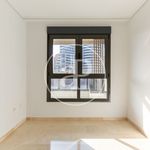 Rent 3 bedroom apartment of 155 m² in València