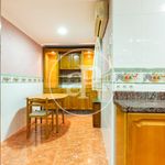 Rent 3 bedroom apartment of 263 m² in valencia