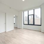 Rent 2 bedroom apartment of 1116 m² in Chicago