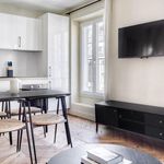 Rent 2 bedroom apartment of 61 m² in Champs-Elysées, Madeleine, Triangle d’or