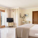 Rent 4 bedroom house of 353 m² in Calvià