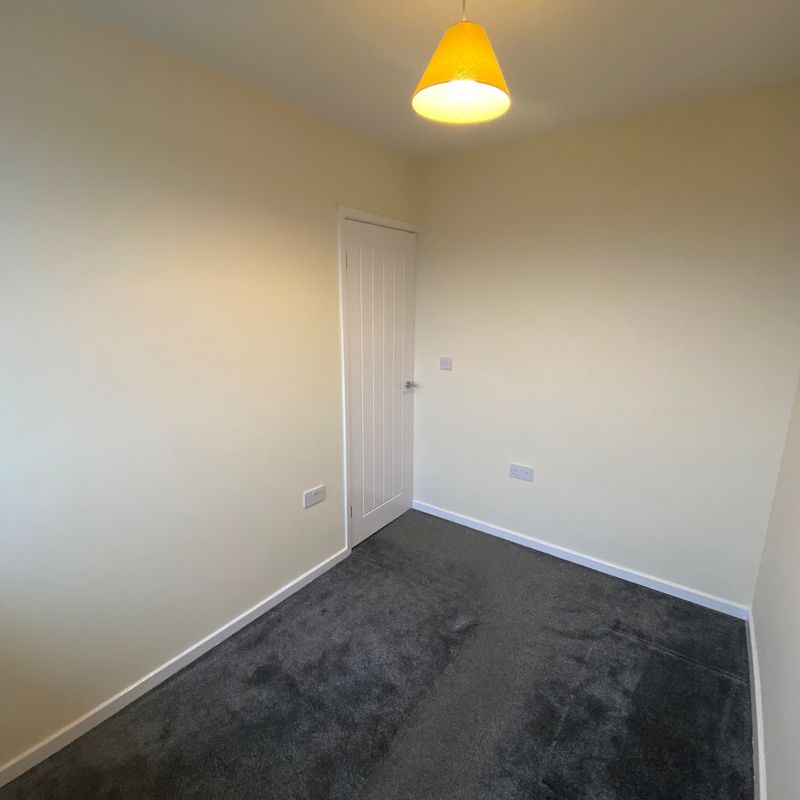 3 bedroom property to let in 39 Ranworth Road, Bramley, Rotherham, S66 2SP - £950 pcm