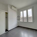 Rent 3 bedroom apartment of 46 m² in Arrondissement d'Arles