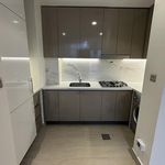 Rent 2 bedroom apartment of 85 m² in Dubai