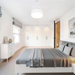 Rent 4 bedroom flat in Chelsea