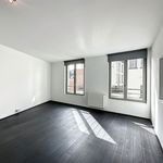 Huur 3 slaapkamer appartement van 206 m² in Bruxelles