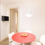Rent 4 bedroom apartment of 200 m² in Los Yébenes