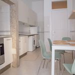 Rent a room of 150 m² in Lisbon