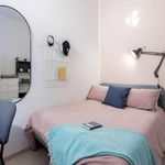 Rent 5 bedroom apartment in Torino