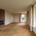 Rent 5 bedroom house of 195 m² in Kropswolde