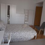 Alugar 4 quarto apartamento em Vila Nova da Caparica