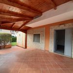 Affitto 5 camera casa di 208 m² in Giugliano in Campania