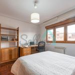 Rent 3 bedroom apartment of 105 m² in Oviedo