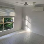 Rent 3 bedroom house of 7000 m² in Cairns
