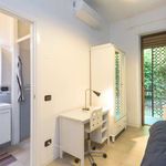 Rent a room of 110 m² in Milano