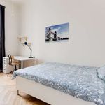 Rent 5 bedroom apartment of 117 m² in Praha