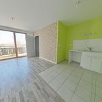 Rent 2 bedroom apartment of 39 m² in Saint-Cyr-sur-Loire