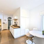 Huur 5 slaapkamer appartement van 350 m² in Uccle