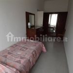 Affitto 4 camera appartamento di 140 m² in Montenero di Bisaccia