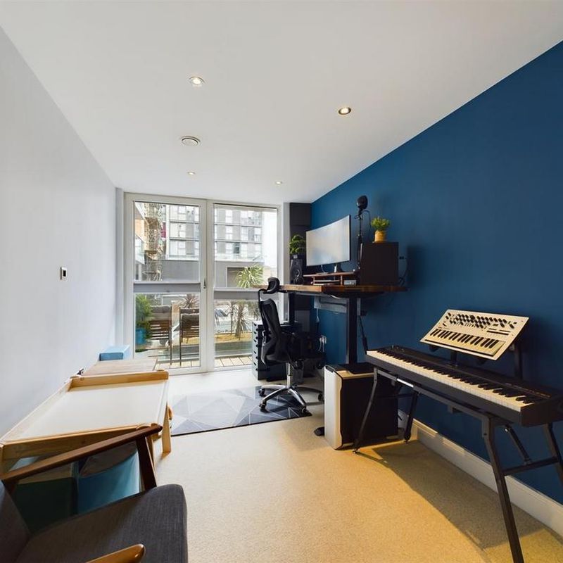 3 bedroom flat to rent Greenwich