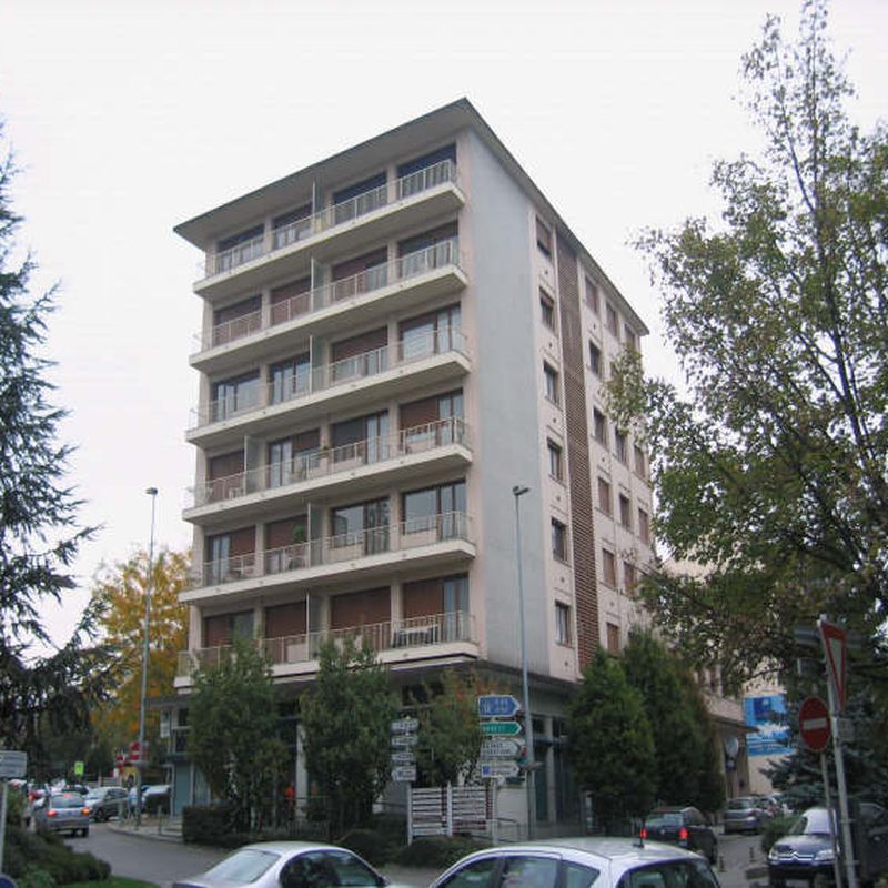 Appartement 2 pièces - 52m² - LA ROCHE SUR FORON La Roche-sur-Foron