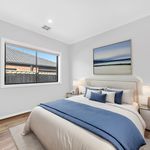 Rent 5 bedroom house in Victoria