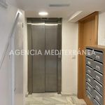 Rent 1 bedroom apartment of 54 m² in València