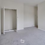 Rent 3 bedroom apartment in Leicester