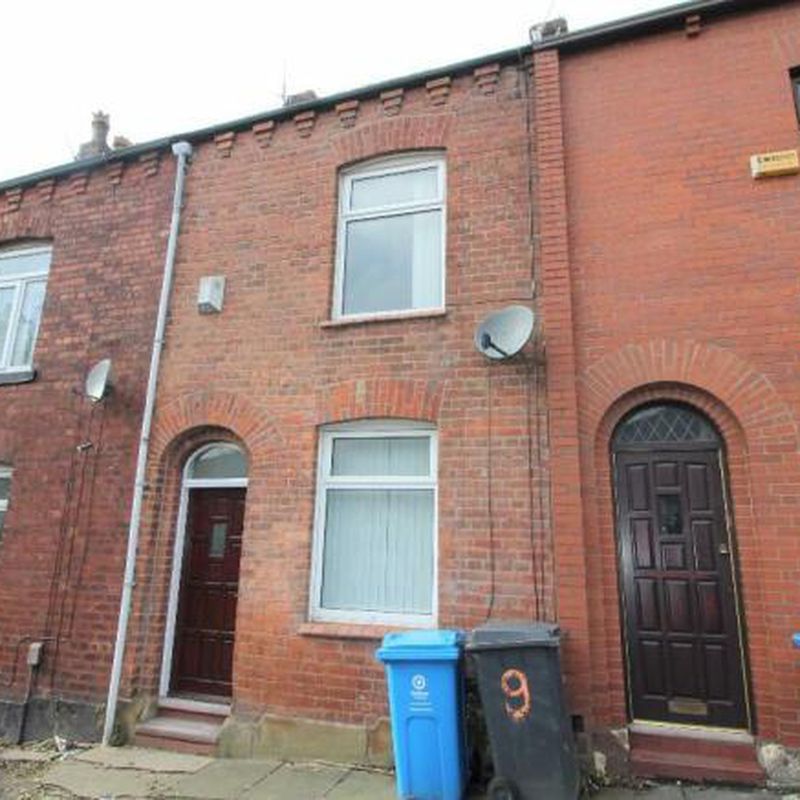 2 bedroom terraced house to rent New Earth