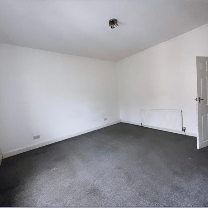2 bed terraced house to rent in Queensberry Road, Burnley, BB11 (ref: 528125) | E&M Property Solutions