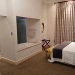 Rent 1 bedroom apartment of 108 m² in Stellenbosch