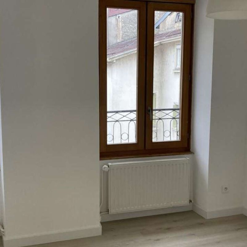 Location appartement 5 pièces 80 m² Saint-Claude (39200)
