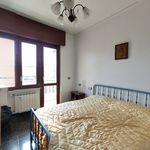 Rent 3 bedroom apartment of 120 m² in Genova