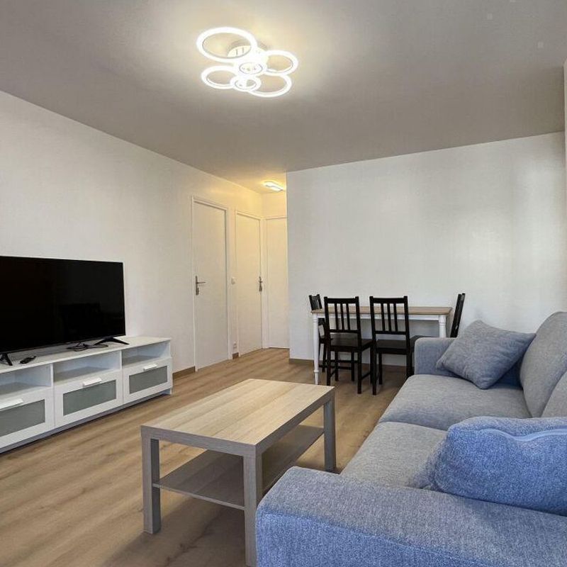 Location appartement 1 pièce 10 m² Suresnes (92150)