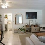 Rent 2 bedroom house of 90 m² in Coral Gables