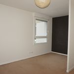 Rent 1 bedroom apartment of 32 m² in Reims