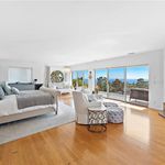 Rent 4 bedroom apartment of 315 m² in Laguna Beach