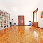 Najam 5 spavaće sobe stan od 220 m² u Zagreb