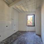 Affitto 5 camera appartamento di 90 m² in Firenze