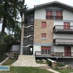 Affitto 3 camera appartamento di 73 m² in Bosco Chiesanuova