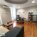 Affitto 5 camera appartamento di 142 m² in Torino