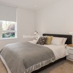 Rent 2 bedroom apartment in Brentford