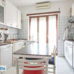 Rent 4 bedroom apartment of 110 m² in Napoli