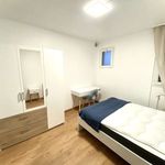 Rent a room of 95 m² in Paris