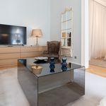 Rent 4 bedroom apartment of 170 m² in Budapest