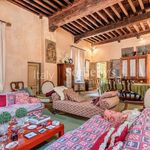Rent 3 bedroom apartment of 160 m² in Lucca