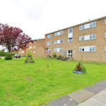 Rent 2 bedroom apartment in Walton-on-the-Naze